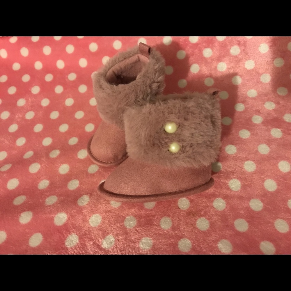 baby girl flax fur boots